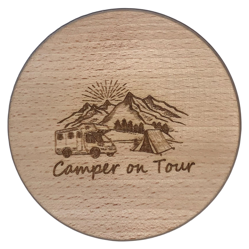 Glasdeckel mit Gravur "Camper on Tour" aus Buchenholz